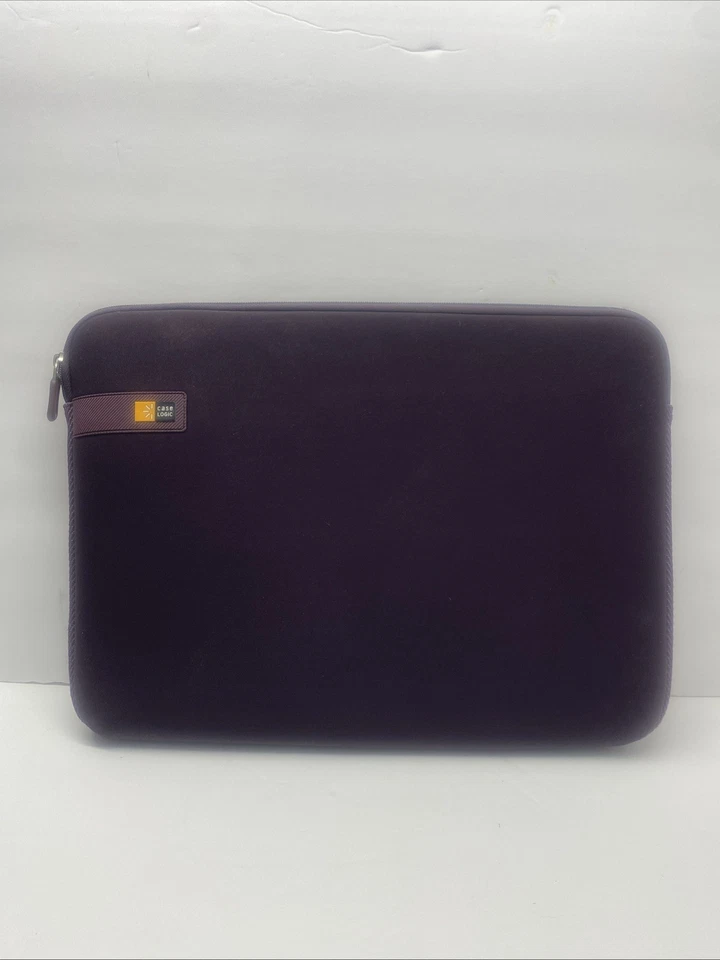 Funda para portátil CaseLogic 16" x 12" excelente estado Foto 1 de 4