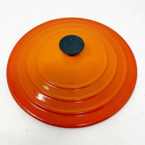 Le Creuset 7.75" Lid B Flame Orange Enameled Cast Iron for 2-qt Round Dutch Oven - Picture 1 of 4
