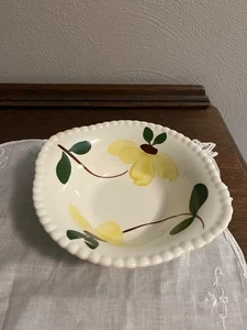 Southern Pottery Blue Ridge gelbe Blumenschale, sehr leichte raue Flecken entlang Ed - Bild 1 von 7