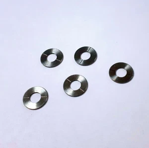 10 x Titanium Grade 1 Scheiben mit Fase / Washers with slot DIN125 for M3* - Picture 1 of 1