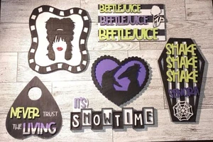 Beetlejuice Tiered Tray 6Pc. SET Decoration Cute Set Decor Beetlejuice Tier Tray - Picture 1 of 2