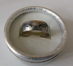 Edelstahl schwarz Tribal Design Bandring Größe 12 1/2 #ST514 - Bild 1 von 5