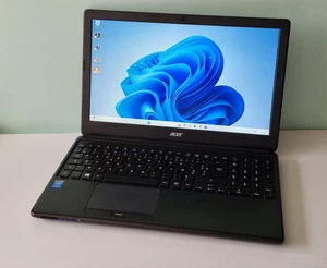 Acer TravelMate P455 – Intel i5 / 8 Go RAM / SSD 360 Go – Windows 11 Pro ✅ Te... - Foto 1 di 11