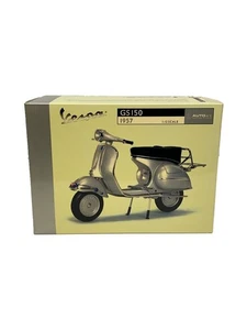 AUTOart Vespa GS150 Miniature Car SLV GS150 - Picture 1 of 5