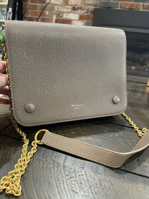 Bolso Bandolera Mulberry Pequeño Grano Cadena Clifton Acordeón Cuero Taupe Dorado Foto 1 de 4