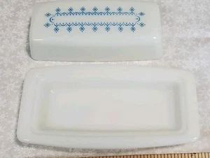 Vintage Pyrex Blue Snowflake Pattern Milk Glass Covered Butter Dish - Picture 1 of 7
