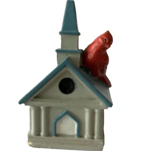 Pájaros Lenox Jardín Dedales Mini Rojo Cardinal Pájaro Iglesia Miniatura - Imagen 1 de 5