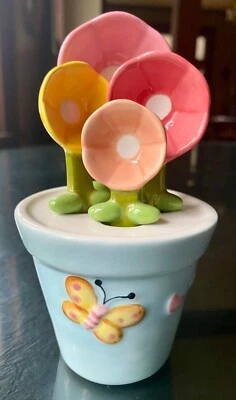 Measuring Spoon Set Cute Ceramic Pastel Flowers in Pot with Butterfly & Hearts - Image 1 of 4
