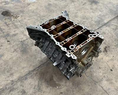 Carcasa bloque motor Jaguar XK8 Vanden Plas XJ8 4,0 L OEM 116 k millas Foto 1 de 4