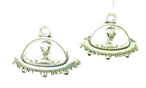 New UFO Space Alien "I Want to Believe" Sci Fi Silver-tone Dangle Earrings 1.75" - Picture 1 of 3