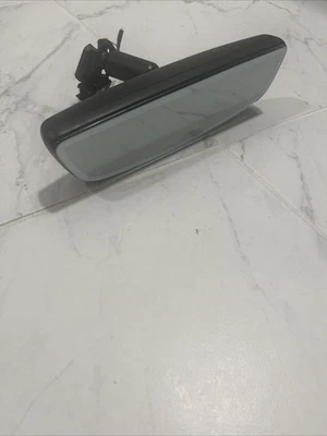 13536995 Inside Mirror with Auto Dimming, Video Display, Pre-crash Cadillac GMC - Image 1 of 4