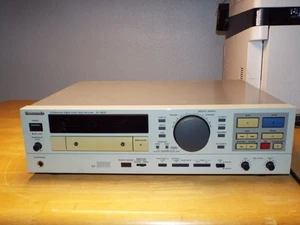 Grabadora de audio digital profesional Panasonic SV-3800 - Imagen 1 de 10