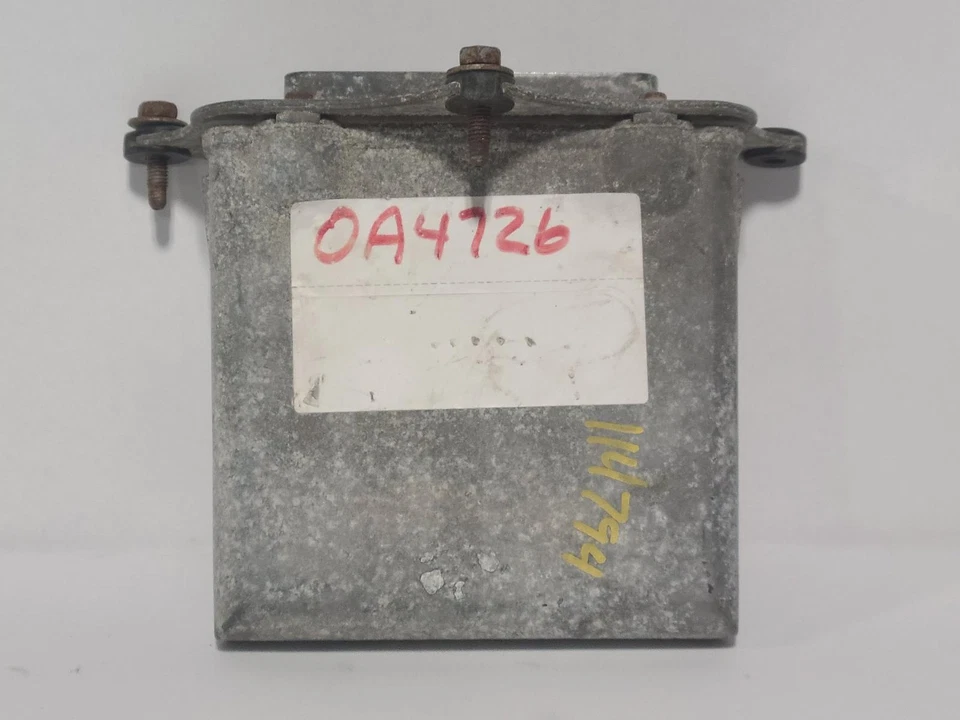 Used ABS Control Module fits: 1999 Chevrolet Malibu ABS LH front inner fender pa Foto 1 de 4