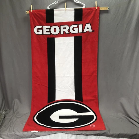 GEORGIA BULLDOGS LOT TOWEL SUNGLASSES BOTTLE KOOZIE FOOTBALL CHANGE/KEY HOLDER Cover