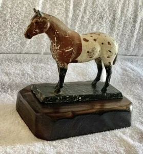 Antiguo Primitivo Caballo Vaquero Occidental Coleccionable Tope de Puerta Sujetalibros Arte Popular - Imagen 1 de 12