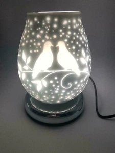 Elektrisches Wachs Weiß Tauben Vögel Zuhause Schmelze Brenner Aroma 3D Lampe Licht Touch  - Bild 1 von 5