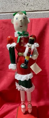 Bailarina Cascanueces 2007 Girl Holding Cascanueces Objetivo Edición Limitada Muy Alta Foto 1 de 4