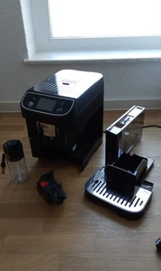 DeLonghi Magnifica Plus, schwarz, !! 2 Monate alt !!! sehr guter Zustand !!! - Bild 1 von 2