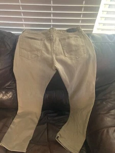 Men’s Bullhead khaki jeans size 33 x 32 - Picture 1 of 2