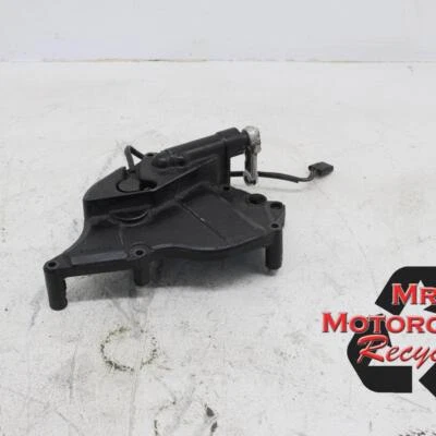 06 07 SUZUKI  GSXR600 GSXR750 600 750 OEM ENGINE SPROCKET COVER 11361-01H00 H6 - Image 1 of 4