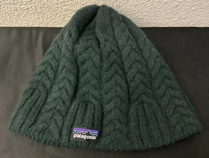 Patagonia Beanie Hat OS Green Cable Knit Wool Blend Fleece Lined Logo - Picture 1 of 5