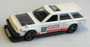 Hot Wheels Nissan Maxima Drift Car creme HW Auto Car PKW Kombi Wagon Mattel - Picture 1 of 4