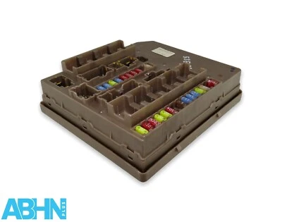 456181B Renault Clio MK3 Modus / 05-14 Ipdm Motore Relè E Scatola Fusibili Unità - Immagine 1 di 4