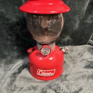 Vintage Coleman lantern Model 200A  Date  1973
