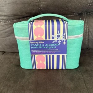 Beauty Bliss Kit Bagno e Corpo Vaniglia Mandorla con Custodia - Foto 1 di 3