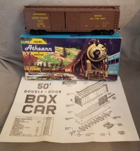 HO Athearn Blue Box 5036 50' Auto Box Car Union Pacific UP 161200 Brown Kit - Picture 1 of 6