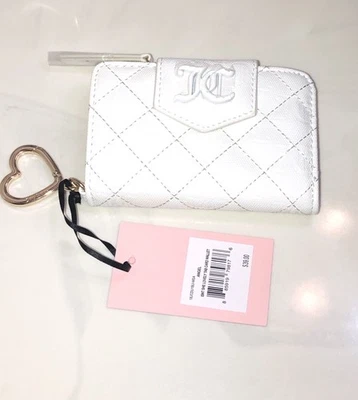 Cartera Juicy Couture Angel Isn’t She encantadora charol sintético con lengüeta para tarjetas nueva con etiquetas Foto 1 de 4