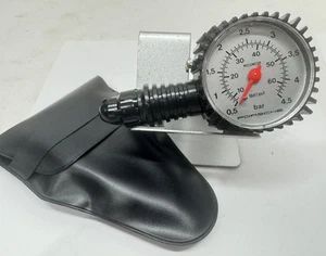 ** NEW Porsche Tire Gauge MotoMeter Bar Pressure Reader - Picture 1 of 6