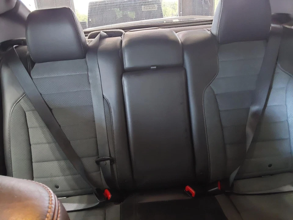 Used Rear Seat Belt Rear fits: 2014 Ford Taurus Rear Grade A — 第 1/4 张图片