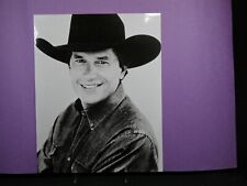 8"x10" B&W Celebrity Photo Picture George Strait Cross My Heart The Chair Run