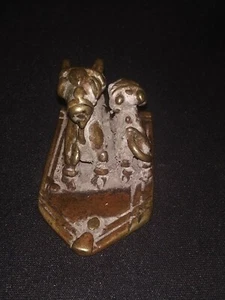 Antique Traditional Indian Bronze Holy Animal Figure Cow with Calf Gomata Rare - Picture 1 of 5