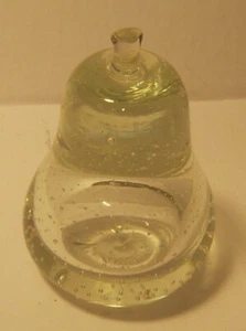 Mundgeblasener Klarglas BIRNE Briefbeschwerer mit vielen Blasen!! TOP!!! - Bild 1 von 2