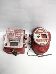 Vintage ADT & ACME Feuermelder Uhrenboxen, Gusseisen, für Teile oder Reparatur - Bild 1 von 22
