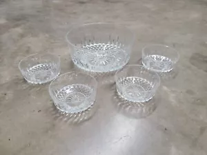 Juego de tazones para servir de vidrio transparente Arcoroc France Starburst con 4 ensaladeras - Imagen 1 de 6