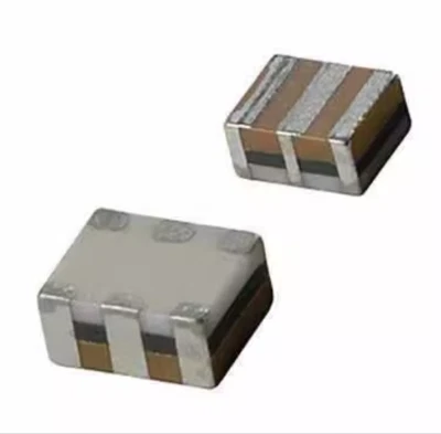 Oscilador de cristal 10 piezas CSTCV 3.1*3.7 MURATA ±0.5% 15PF SMD-3 8MHZ--40MHZ Foto 1 de 2