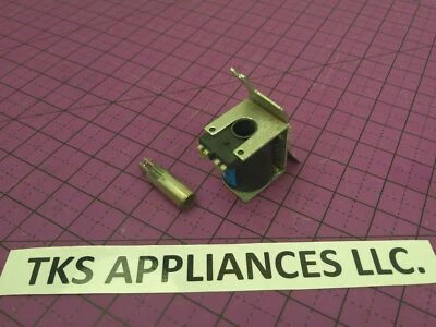 6421JB2002D - LG Refrigerador Puerta Hielo Solenoide SOLO PIEZAS Foto 1 de 4