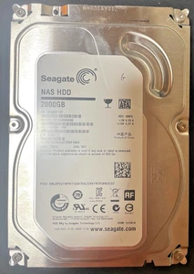Disque dur 2 To ,3.5 pouce, sata 3, 6 gbits,5900 rpm,SEAGATE NAS HDD ST2000VN000 - Photo 1/2