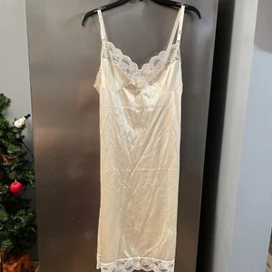 Camicia da notte vintage sexy taglia 36 beige raso seta pizzo completo slip lingerie - Foto 1 di 5