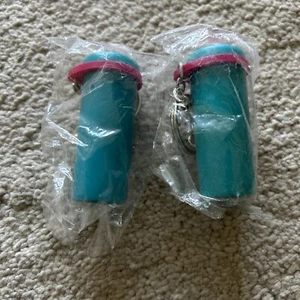 TUPPERWARE KEYRING (2) - MINI DRINKING FLASK Turquoise/Pink BN & Sealed *LAST 2* - Picture 1 of 2