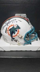 Mini casco Miami Dolphins 1972 firmado por Mecury Morris 17-0 inscripción automático - Imagen 1 de 1