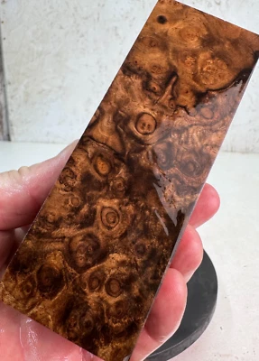 Bloque de Cuchillo Burl de Nogal Turco Estabilizado | Figura Premium | STW 104 Foto 1 de 4