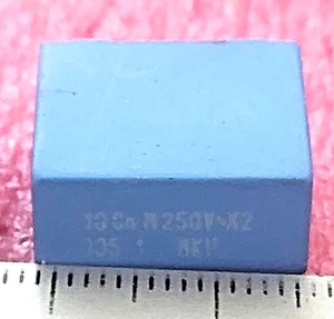2pcs 100nF 105 250V 20% X2 MKP Interference Suppression Capa Philips - Imagen 1 de 4