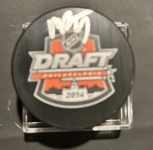 Michael Bunting handsigniert signed NHL DRAFT PUCK Pittsburgh Penguins COA - Bild 1 von 2