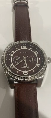 Reloj Fossil para mujer -BQ1093 40 mm caja tono plata con bisel de cristal Foto 1 de 4