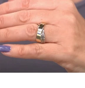 Michael Anthony Jewelry 10K Two-Tone Crossover Band Ring, Size 6 - Picture 1 of 2