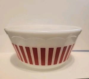 Hazel Atlas Red Candy Stripe 6” Scalloped Edge Nesting Mixing Bowl Vintage EUC - Picture 1 of 9